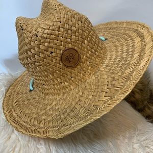 ♥️ROXY Palm Hat, It is Perfect for a sunny day, it has an adjustable strap♥️#ROX